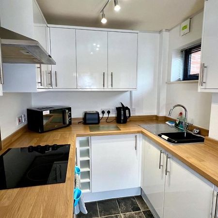 Cross Court, Stafford By Bell Apartments 外观 照片
