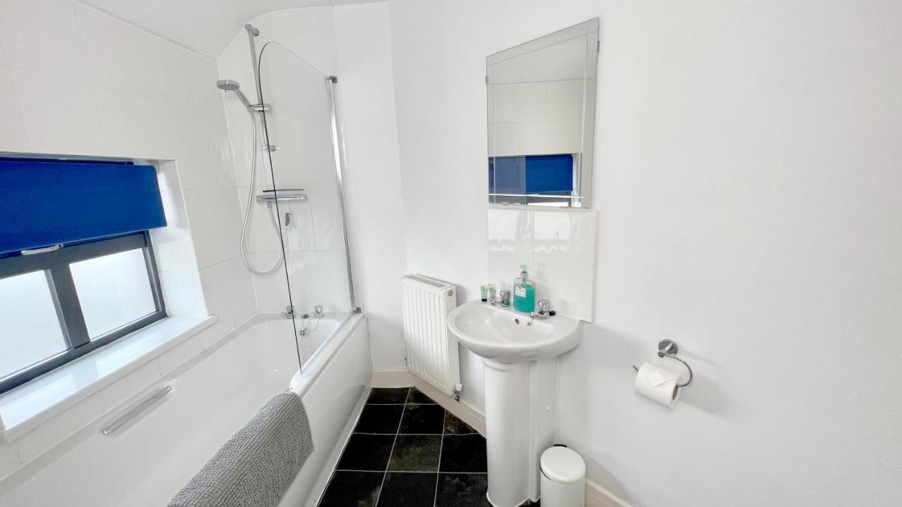 Cross Court, Stafford By Bell Apartments 外观 照片