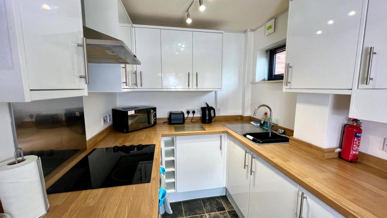 Cross Court, Stafford By Bell Apartments 外观 照片
