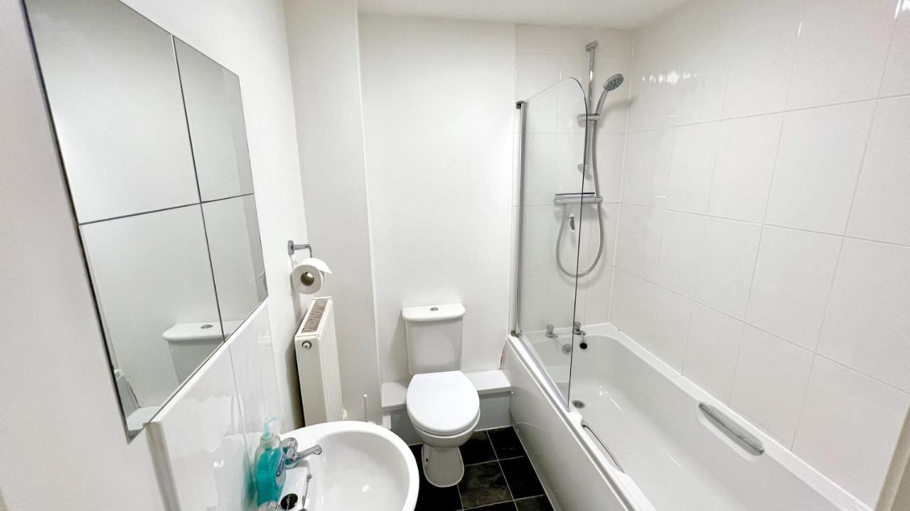 Cross Court, Stafford By Bell Apartments 外观 照片