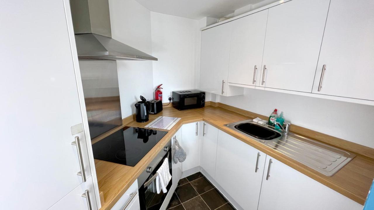 Cross Court, Stafford By Bell Apartments 外观 照片